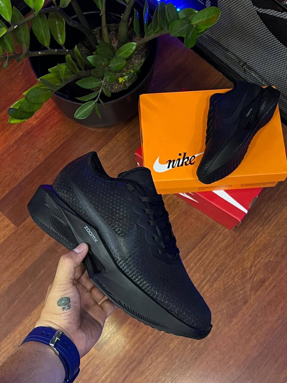 VAPORFLY 3 + CAJA