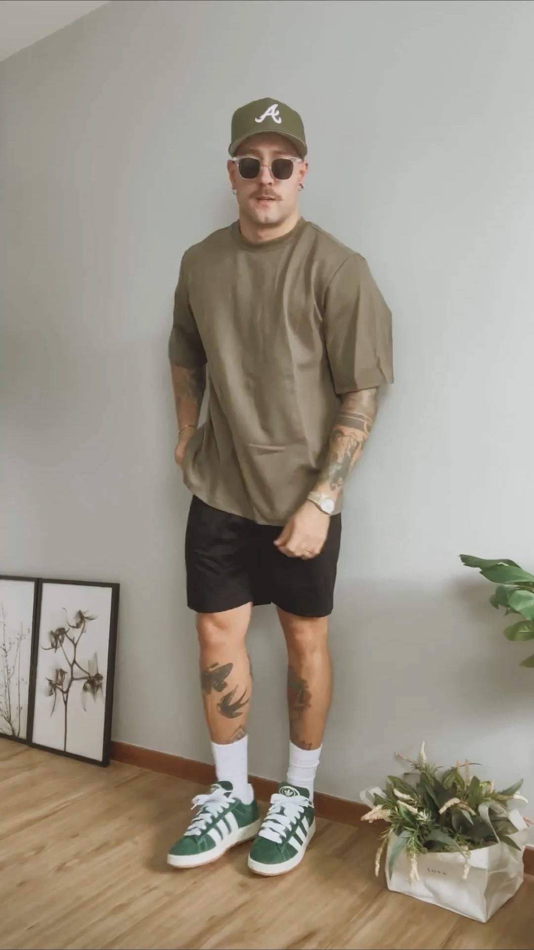 Carlos T
